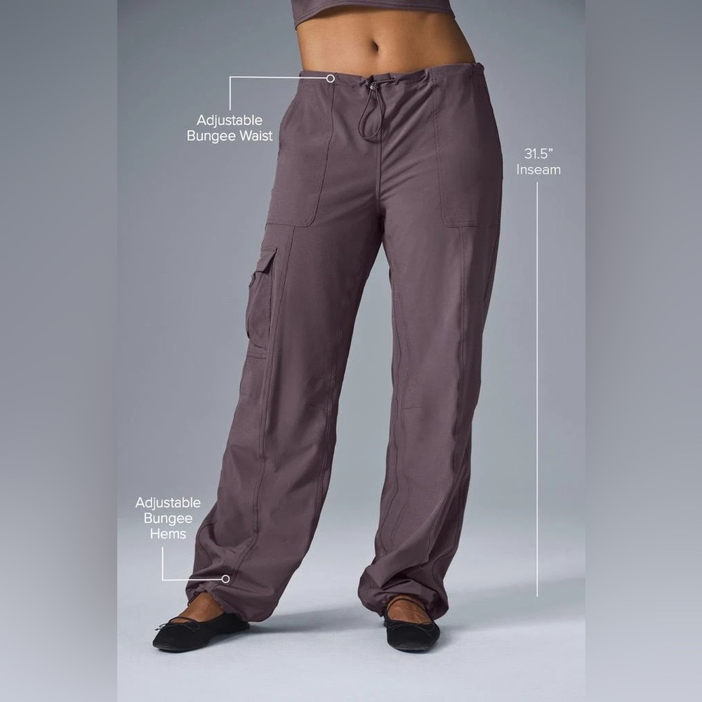 ALO YOGA | ✨NEW✨ Megastar Cargo Pant in Raisinette - Picture 2 of 5